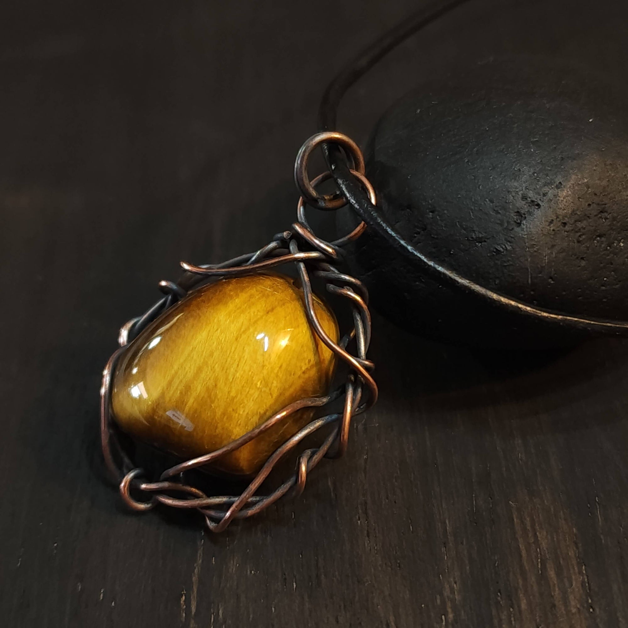 Mens Tiger Eye Copper Pendant Necklace